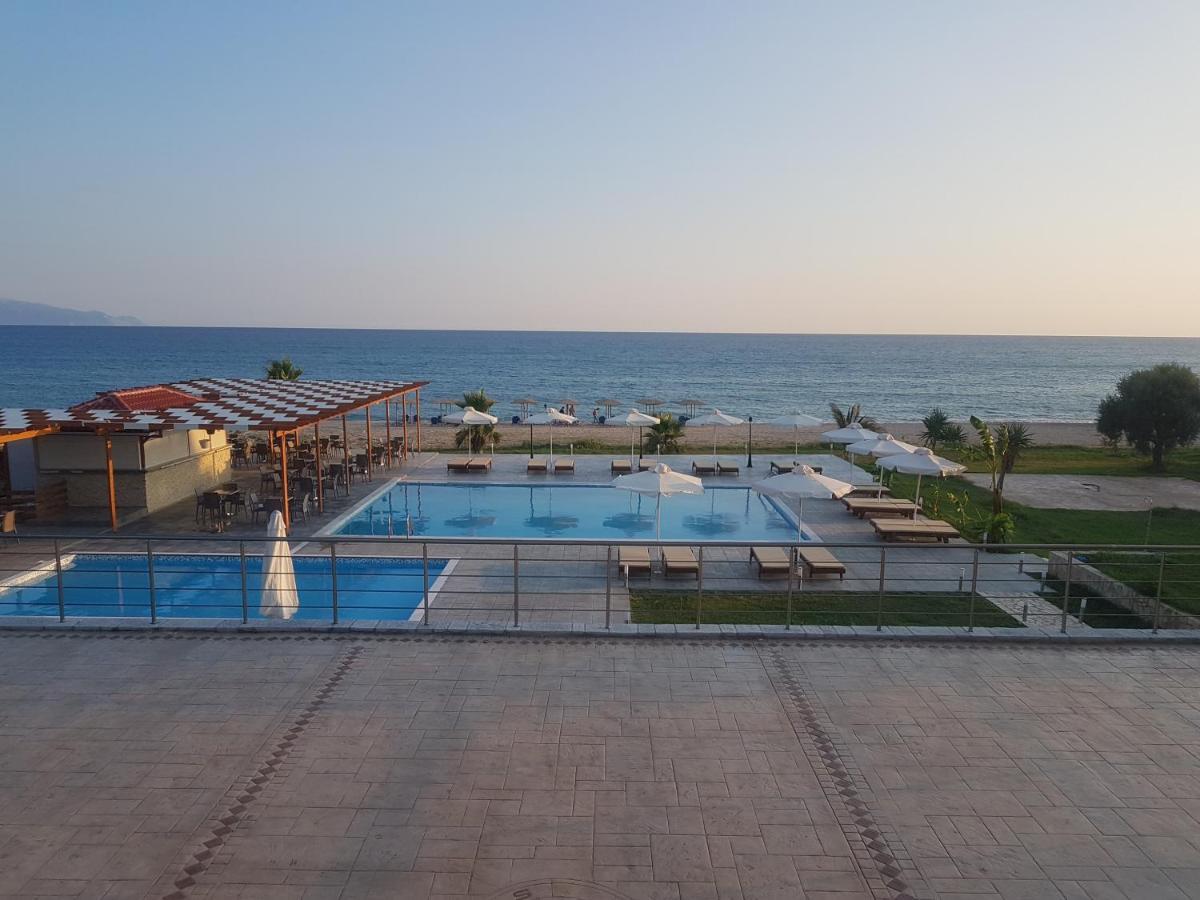 Ocean Hotel Resort Kastrosikia Exterior photo